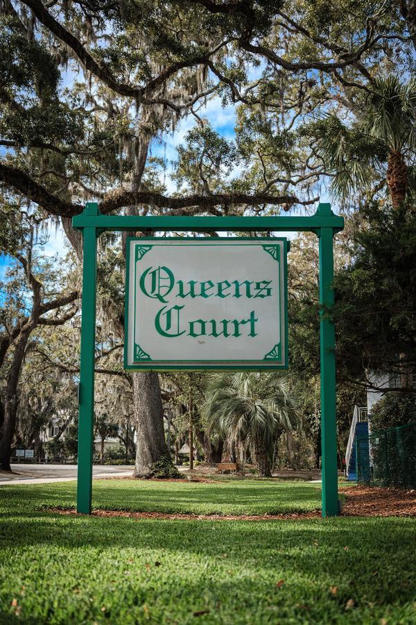 Queen's Court Inn St. Simons Island Extérieur photo